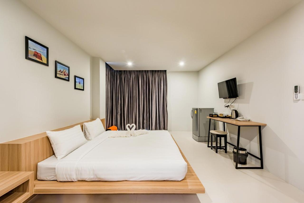 Phuket Marine Poshtel - SHA Plus Chalong Exterior foto