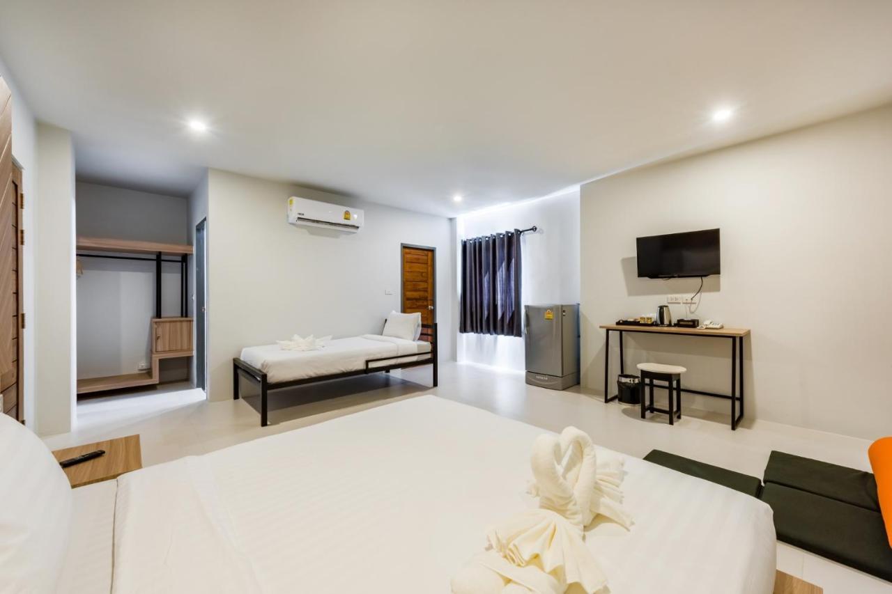 Phuket Marine Poshtel - SHA Plus Chalong Exterior foto